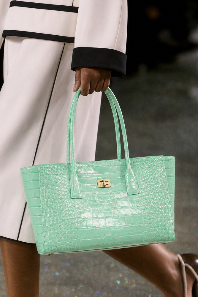 SHELKSBAG Glossy Crocodile Emb - đánh giá và giá Women Bags Work