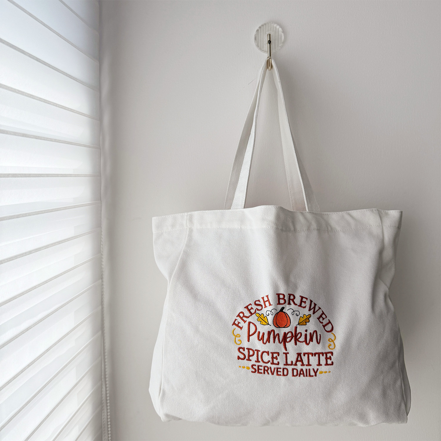 Pumpkin Spiced Latte Embroider - đánh giá và giá Women Bags Ck