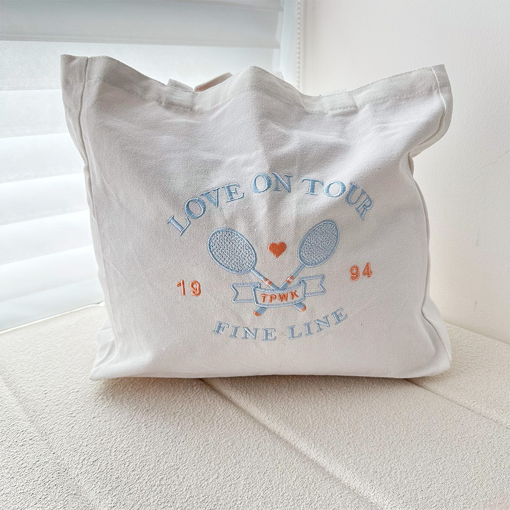 Love on Tour 1994 Embroidered  - đánh giá và giá Women Bags Ck