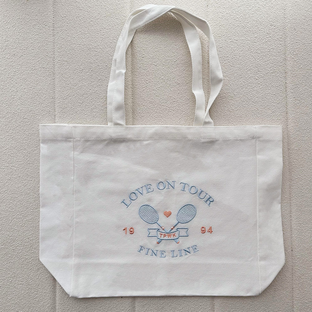 Love on Tour 1994 Embroidered  - đánh giá và giá Women Bags Ck